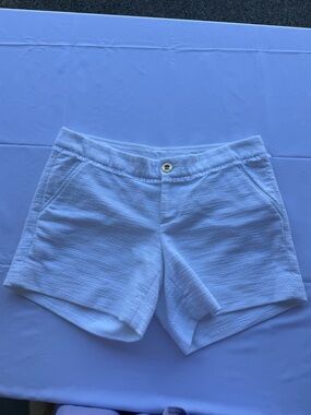 Lilly Pulitzer White Shorts Size 2 Textured Cotton Blend Preppy Summer Shorts